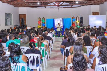 Primeira noite do Simpósio sobre Autismo reúne profissionais da educação em Banzaê